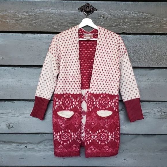 Noelia Sweaters - 168 NOELIA Red & Cream Jacquard Geo Print Open Front Cardigan Sweater sz S/M